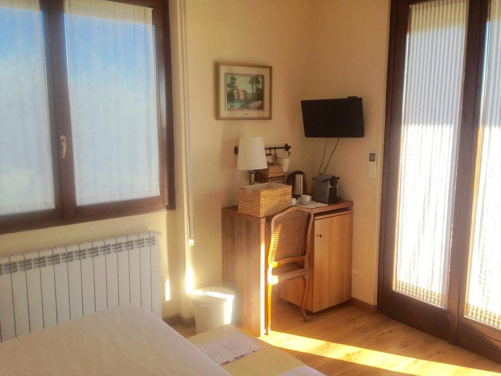 Dal Generale Hotel Moniga del Garda Kamer foto