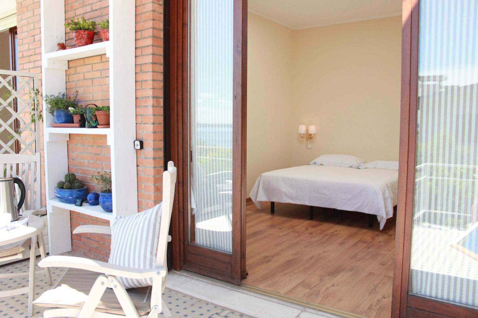 Dal Generale Hotel Moniga del Garda Buitenkant foto